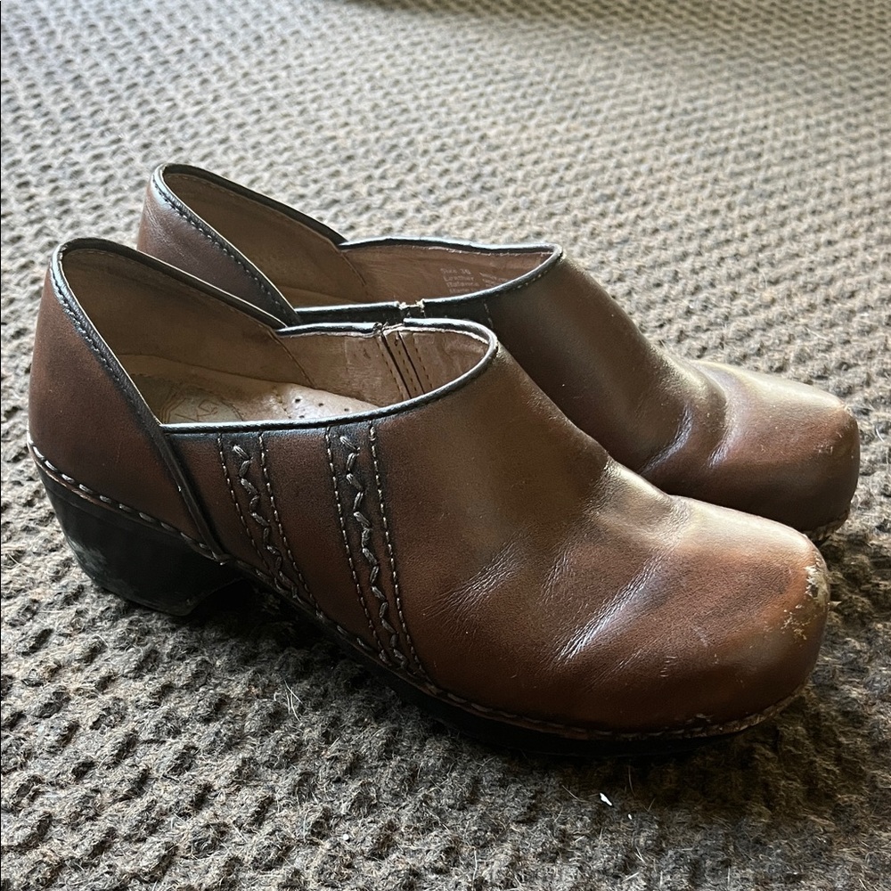 Dansko Women's Brown Leather Shoes